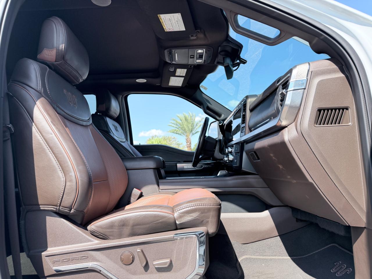 Ford Super Duty F-250 SRW King Ranch 4WD Crew Cab 8' Box 2023
