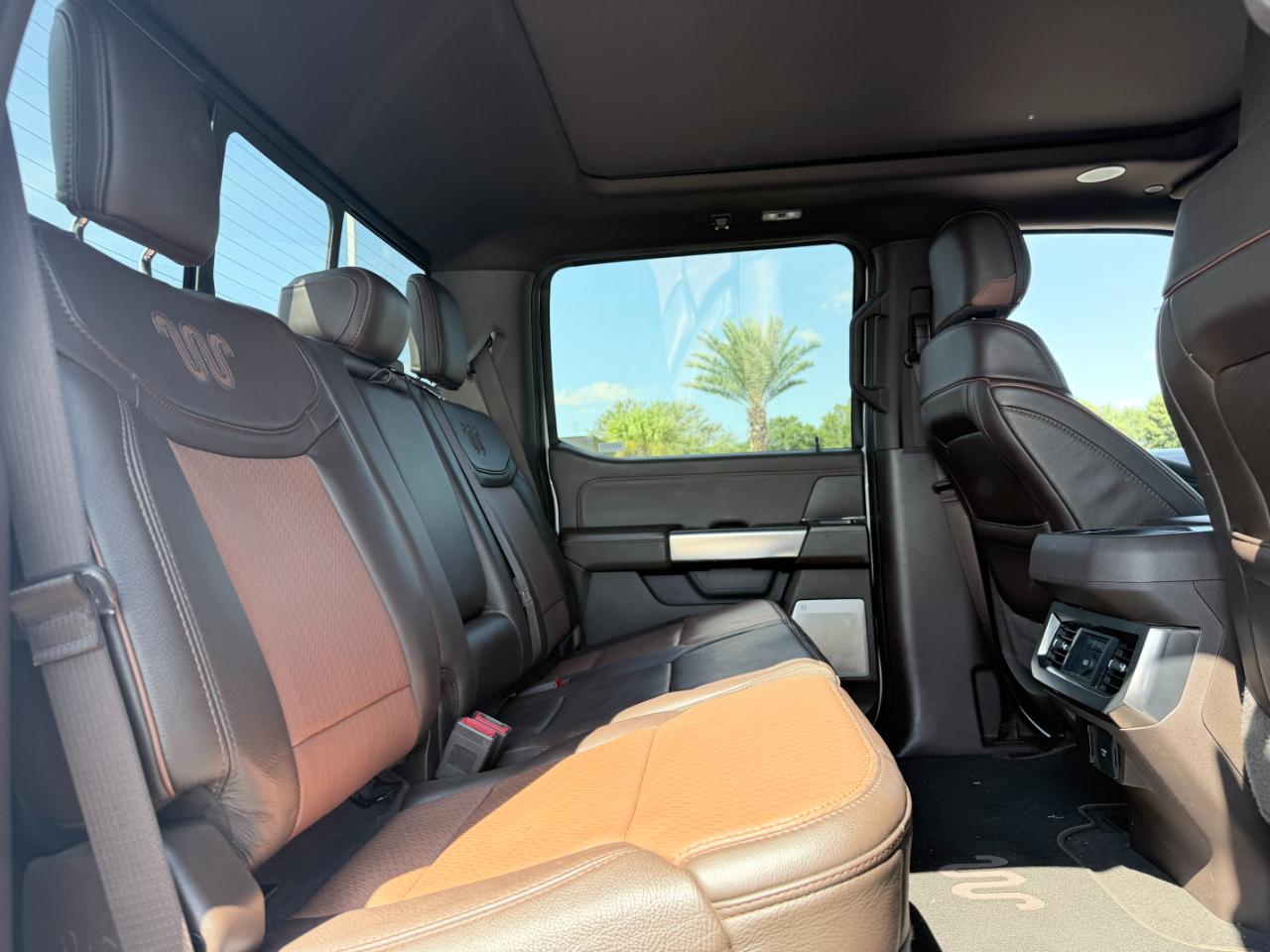 Ford Super Duty F-250 SRW King Ranch 4WD Crew Cab 8' Box 2023