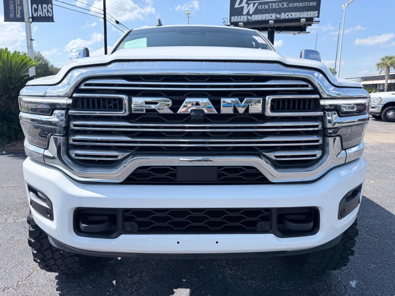 RAM 2500 Laramie 4x4 Crew Cab 6'4" Box 2026