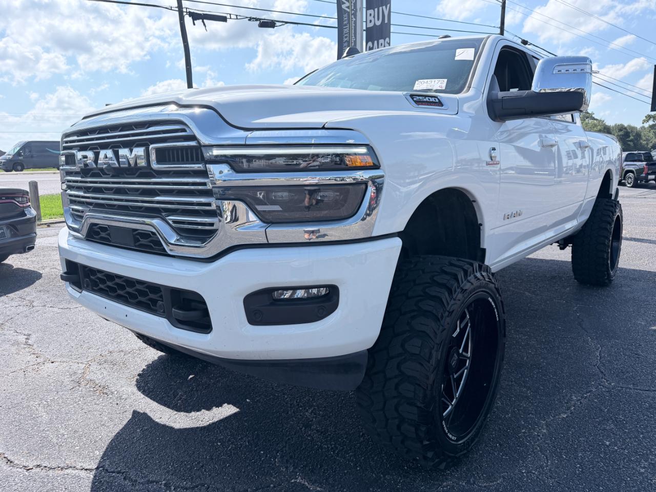 RAM 2500 Laramie 4x4 Crew Cab 6'4" Box 2026