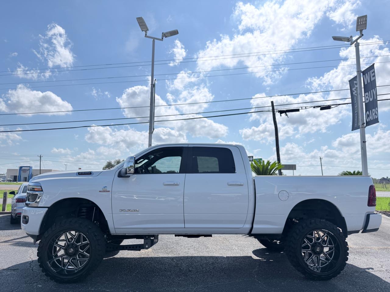 RAM 2500 Laramie 4x4 Crew Cab 6'4" Box 2026
