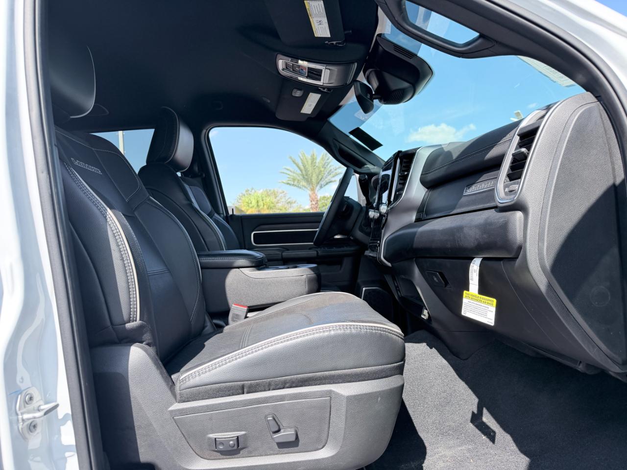 RAM 2500 Laramie 4x4 Crew Cab 6'4" Box 2026