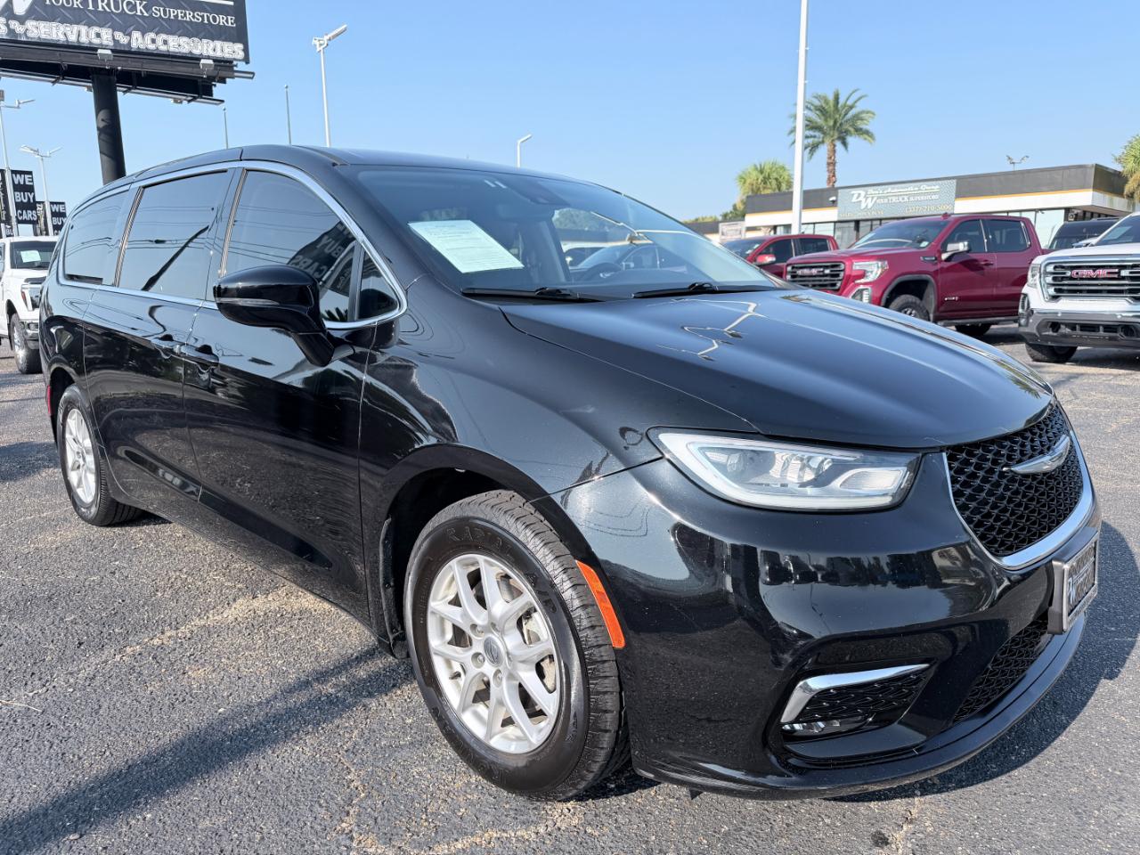 Chrysler Pacifica Touring L FWD 2024