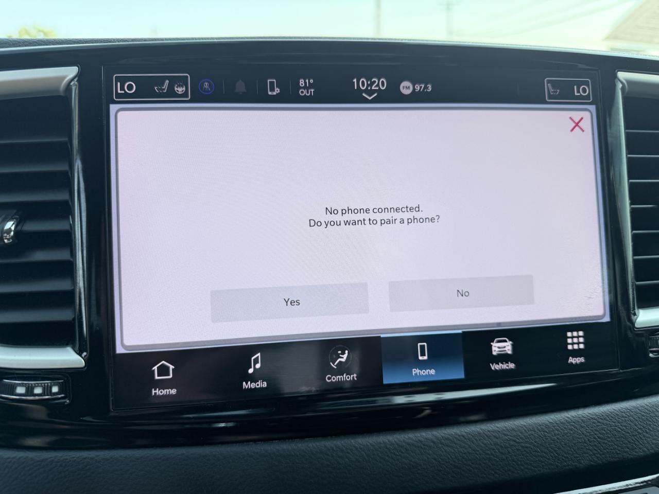 Chrysler Pacifica Touring L FWD 2024