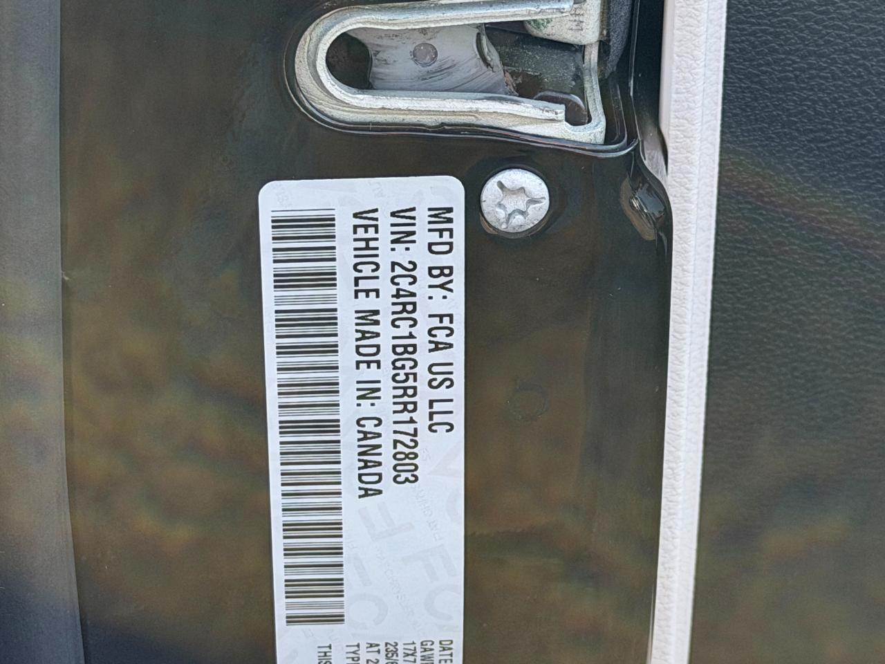Chrysler Pacifica Touring L FWD 2024