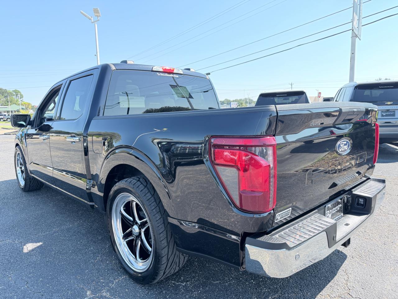 Ford F-150 XLT 2WD SuperCrew 5.5' Box 2025