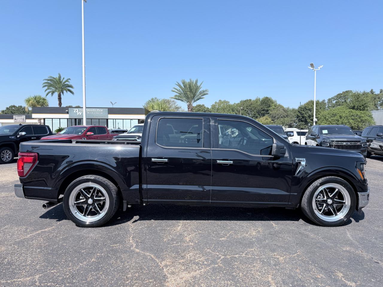 Ford F-150 XLT 2WD SuperCrew 5.5' Box 2025