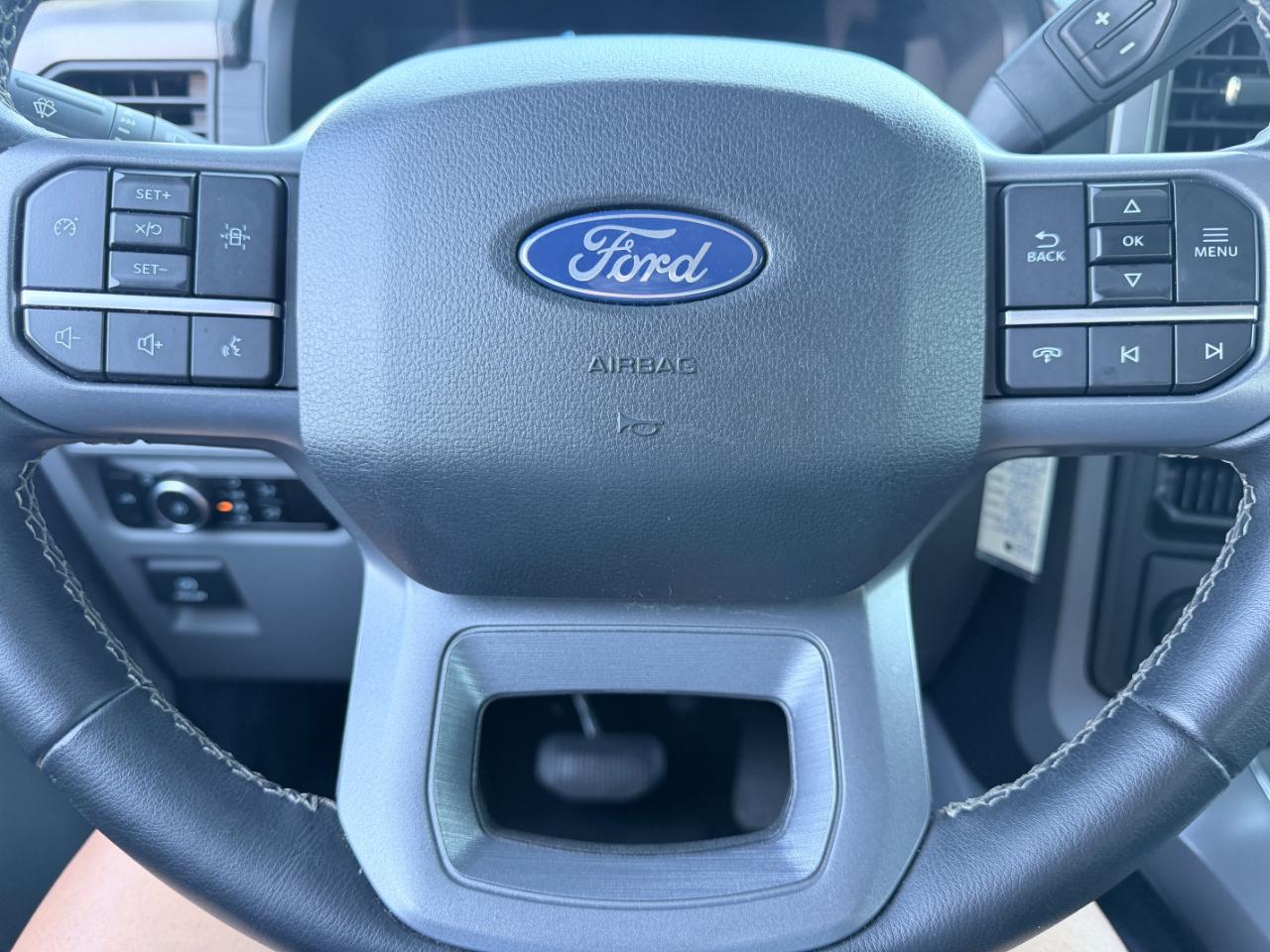 Ford F-150 XLT 2WD SuperCrew 5.5' Box 2025