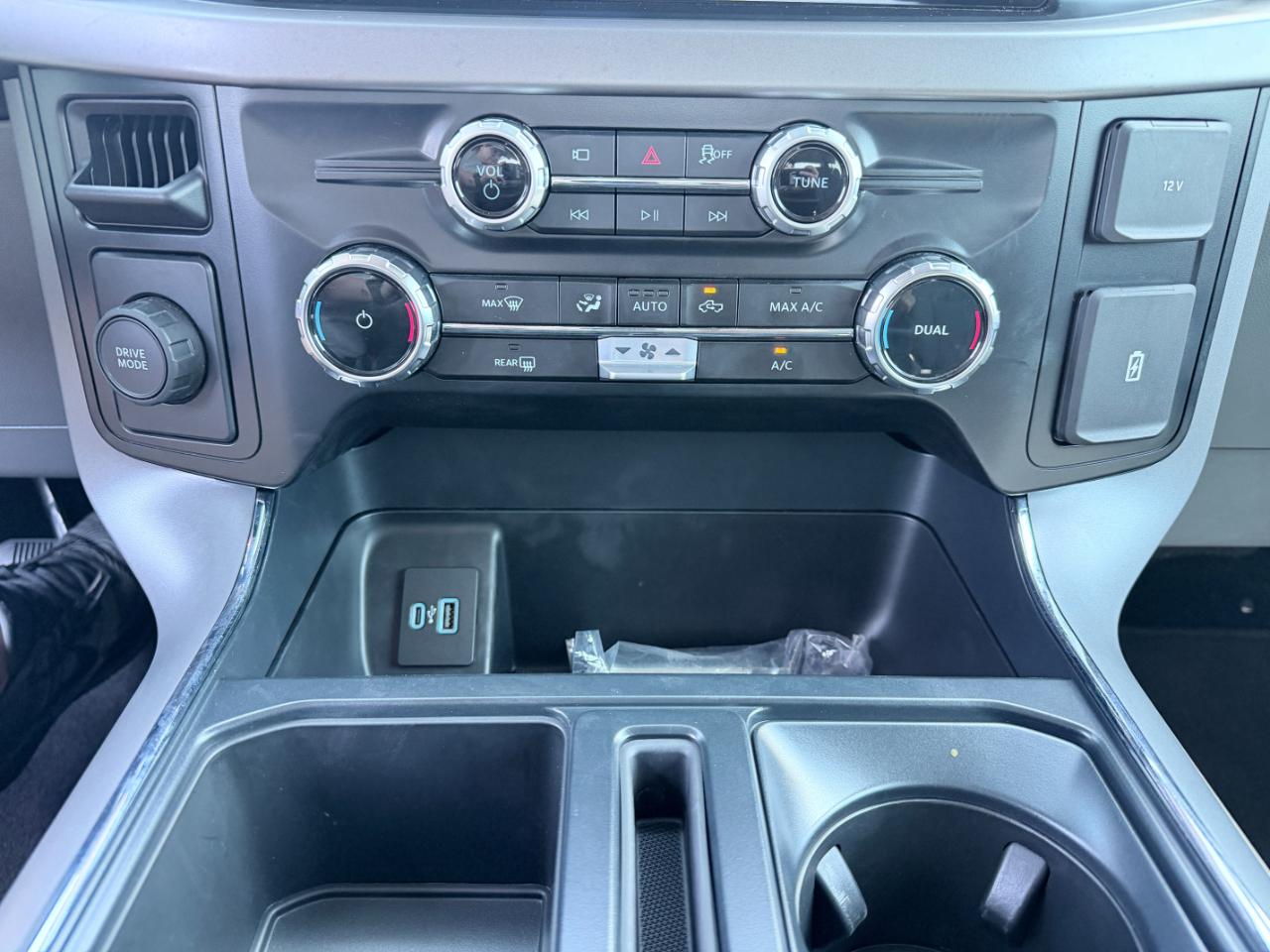Ford F-150 XLT 2WD SuperCrew 5.5' Box 2025
