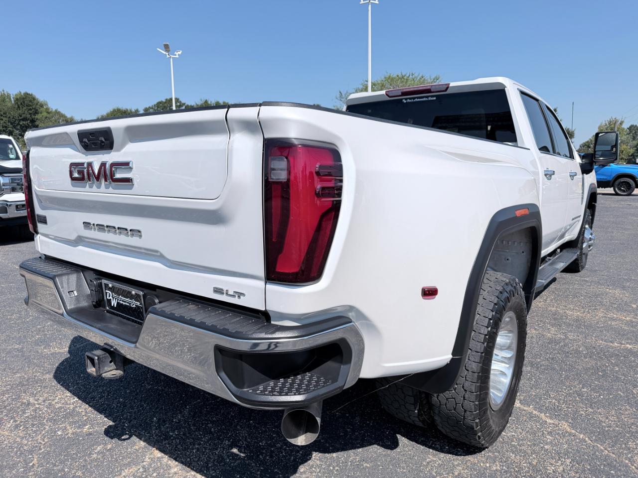 GMC Sierra 3500HD 2WD Crew Cab 172" SLT 2024