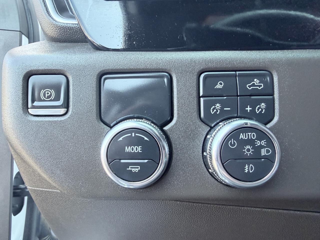 GMC Sierra 3500HD 2WD Crew Cab 172" SLT 2024