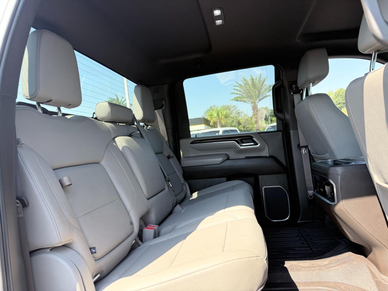 GMC Sierra 3500HD 2WD Crew Cab 172" SLT 2024