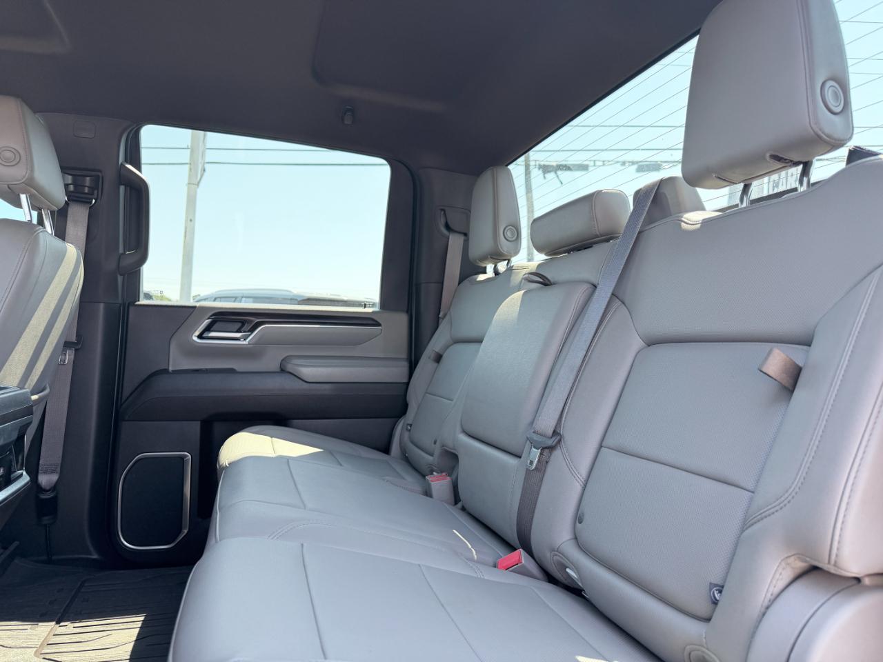 GMC Sierra 3500HD 2WD Crew Cab 172" SLT 2024
