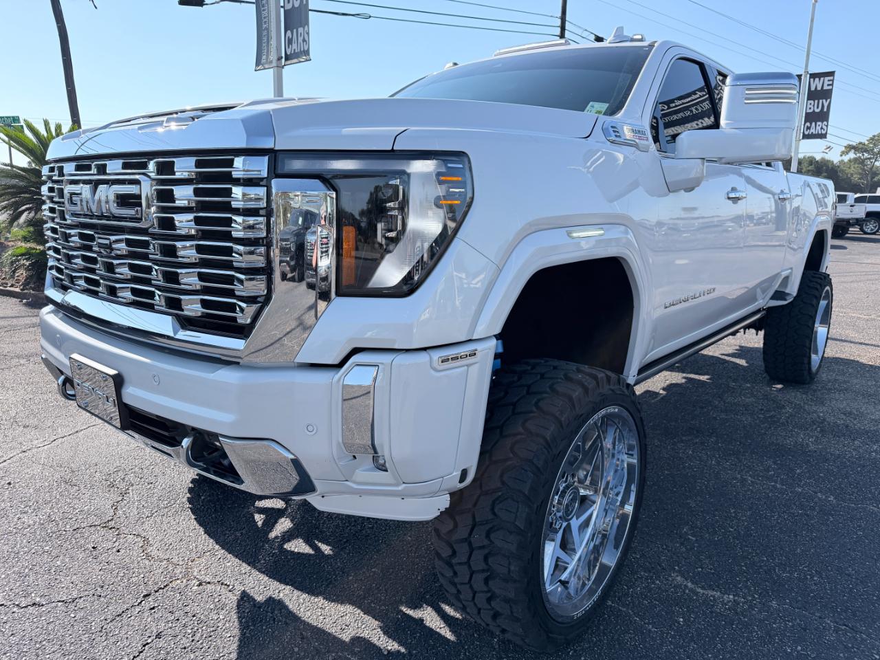 GMC Sierra 2500HD 4WD Crew Cab 159" Denali 2024