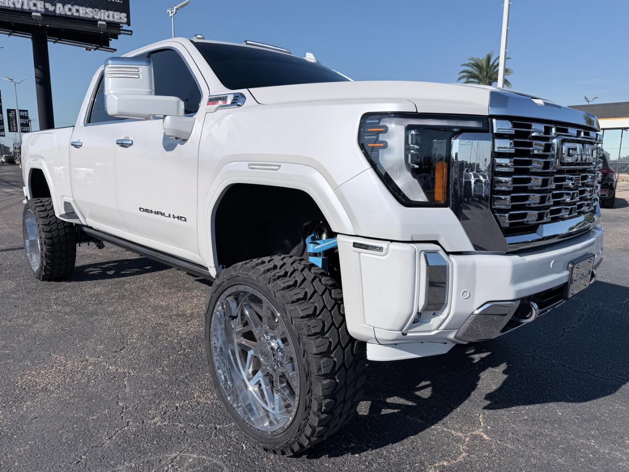 GMC Sierra 2500HD 4WD Crew Cab 159" Denali 2024
