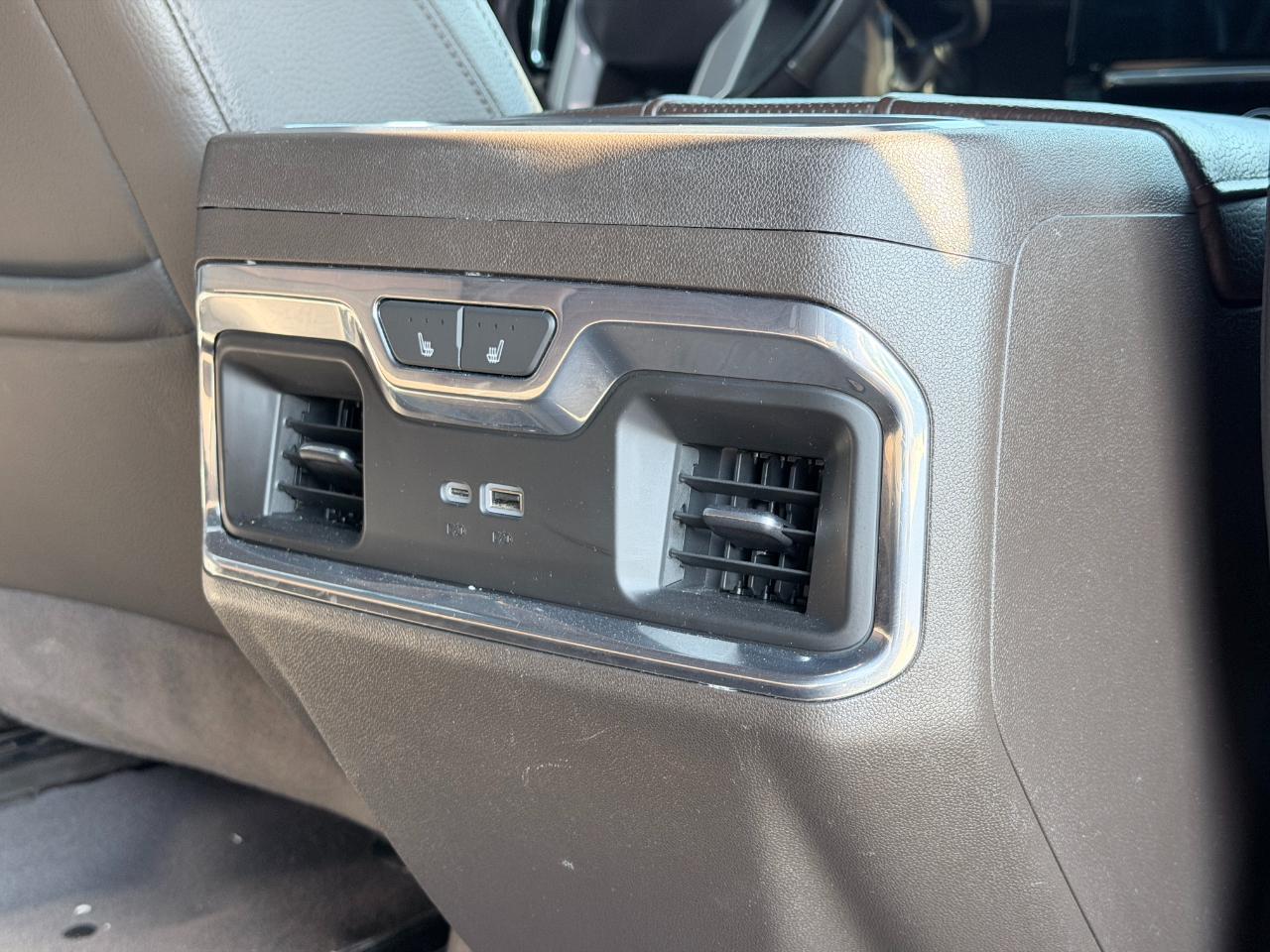GMC Sierra 2500HD 4WD Crew Cab 159" Denali 2024