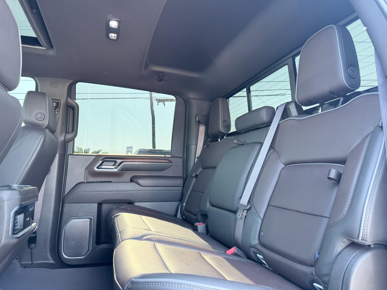 GMC Sierra 2500HD 4WD Crew Cab 159" Denali 2024