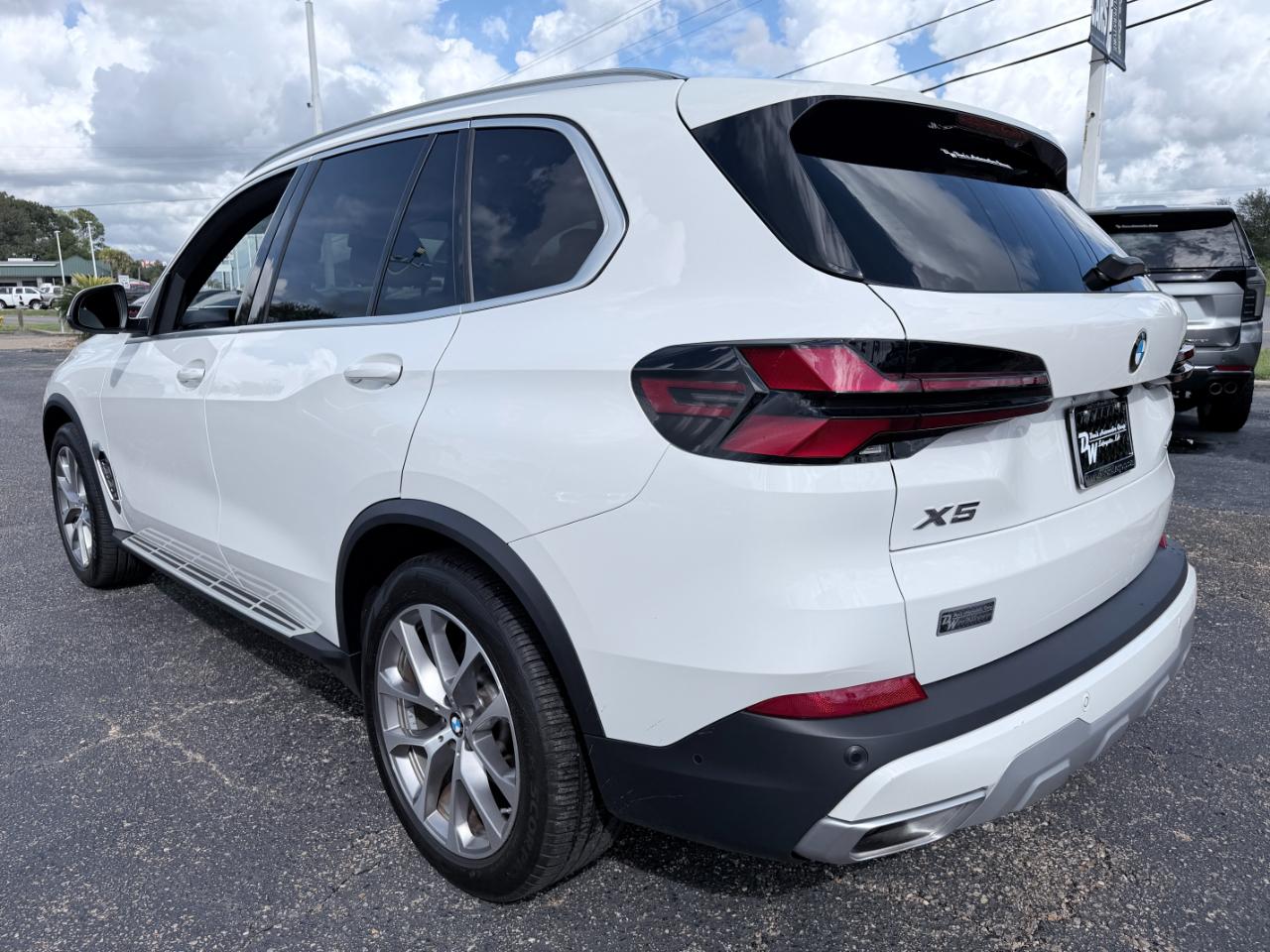 BMW X5 sDrive40i Sports Activity Vehicle 2026