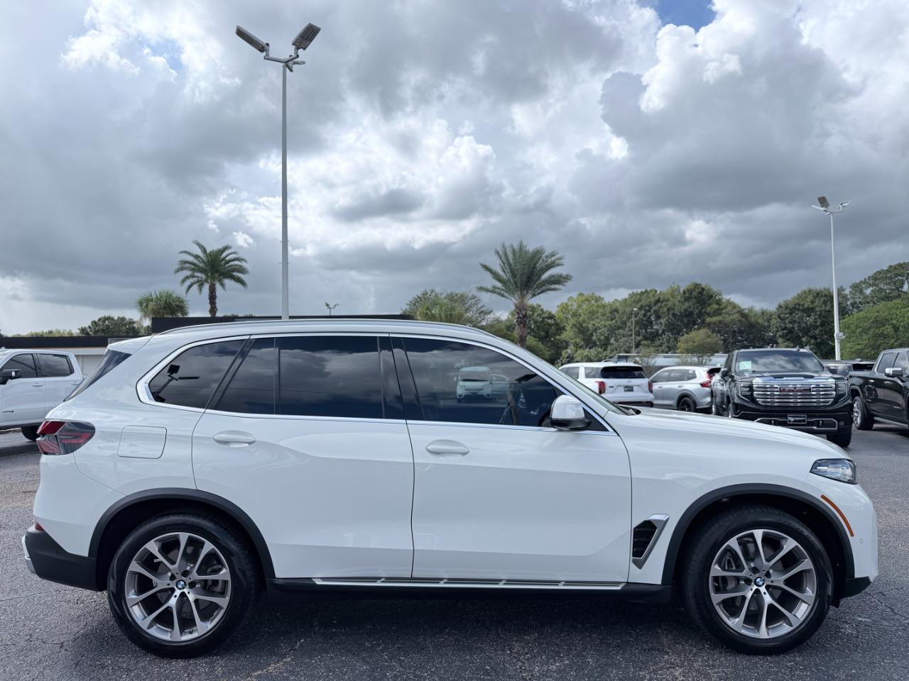 BMW X5 sDrive40i Sports Activity Vehicle 2026