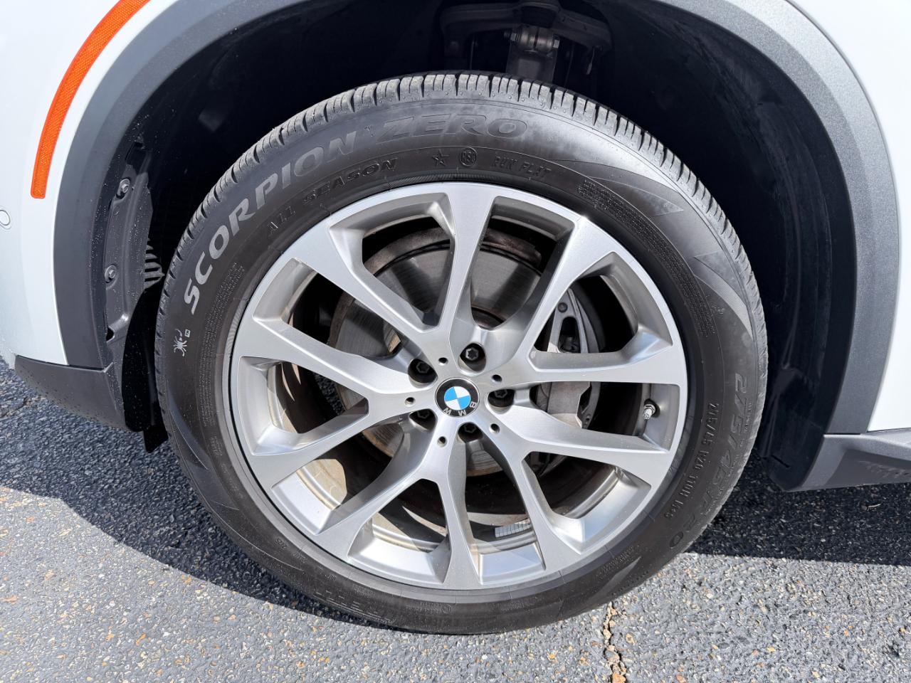 BMW X5 sDrive40i Sports Activity Vehicle 2026