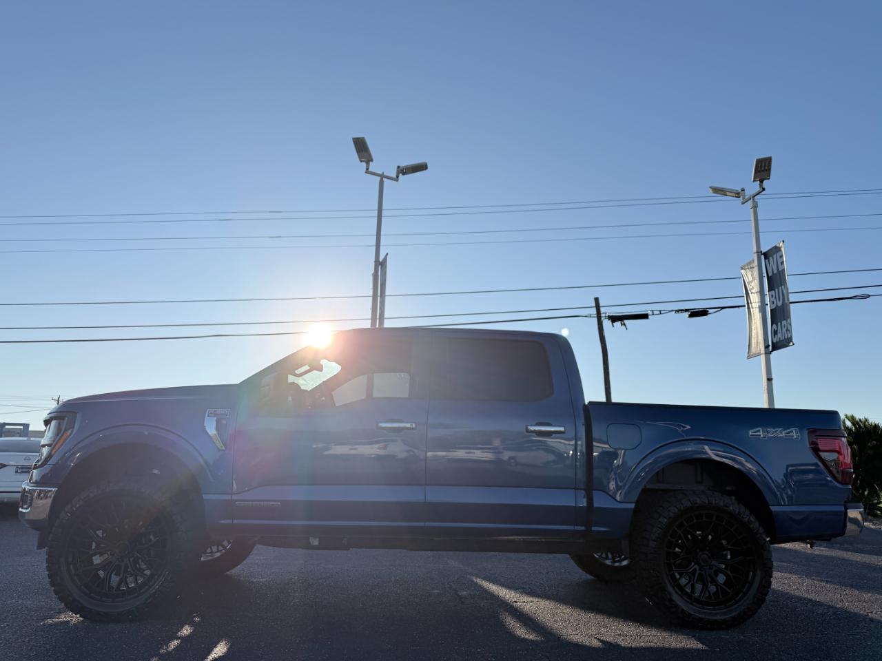 Ford F-150 XLT 4WD SuperCrew 5.5' Box 2024