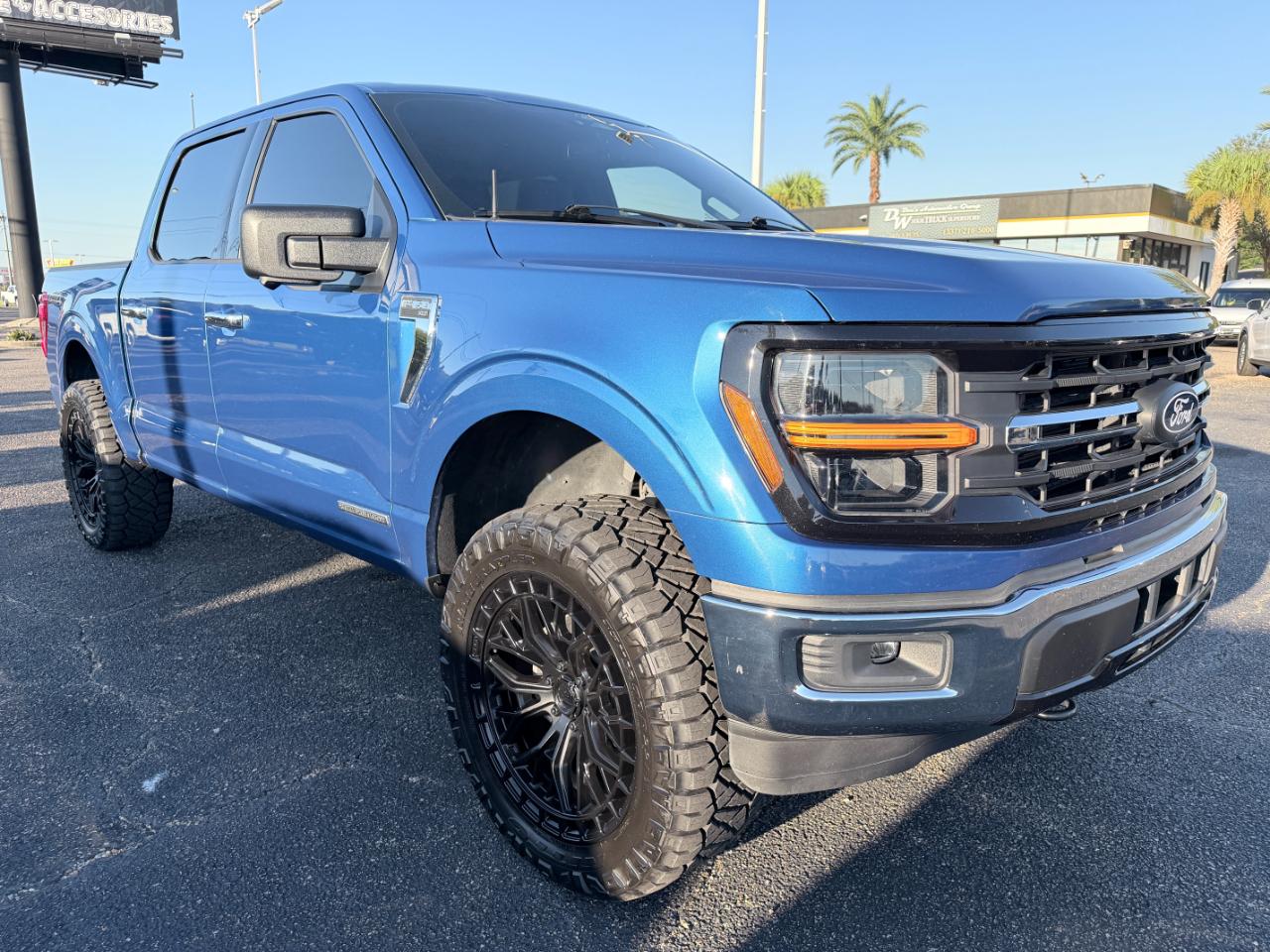 Ford F-150 XLT 4WD SuperCrew 5.5' Box 2024