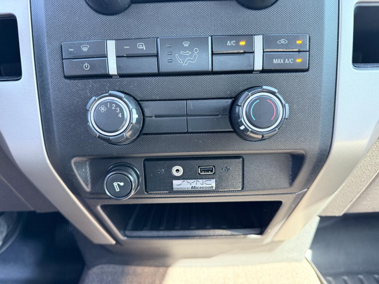 Ford F-150 2WD SuperCab 145" FX2 Sport 2010