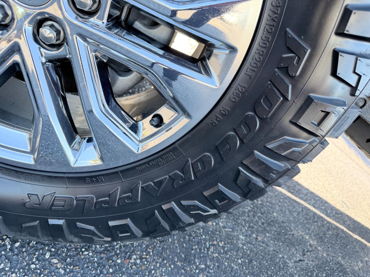 Ford F-150 Lariat 4WD SuperCrew 5.5' Box 2023