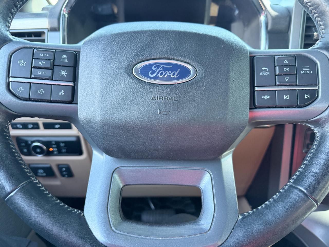 Ford F-150 Lariat 4WD SuperCrew 5.5' Box 2023