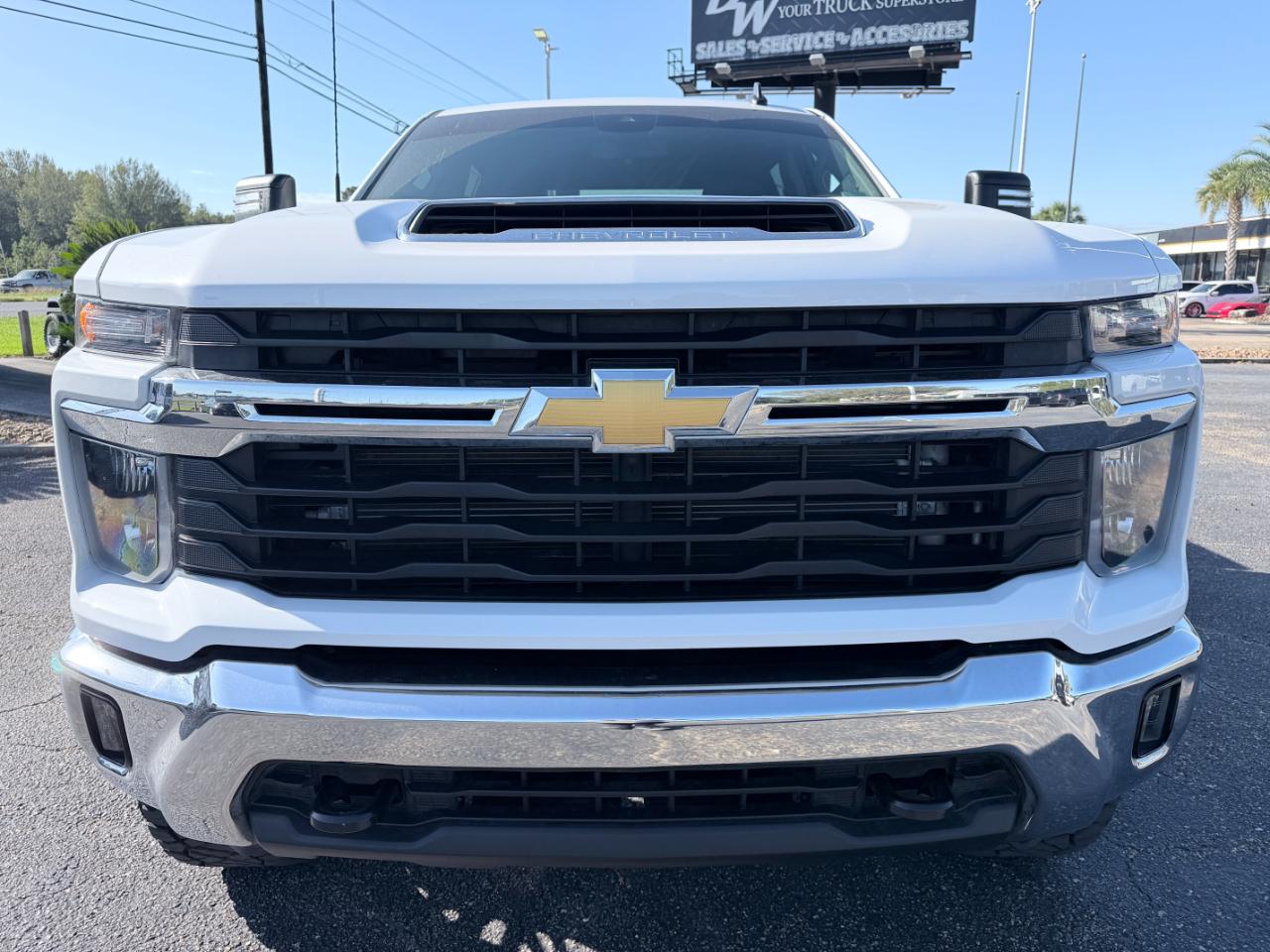 Chevrolet Silverado 2500HD 4WD Crew Cab 159" LT 2025