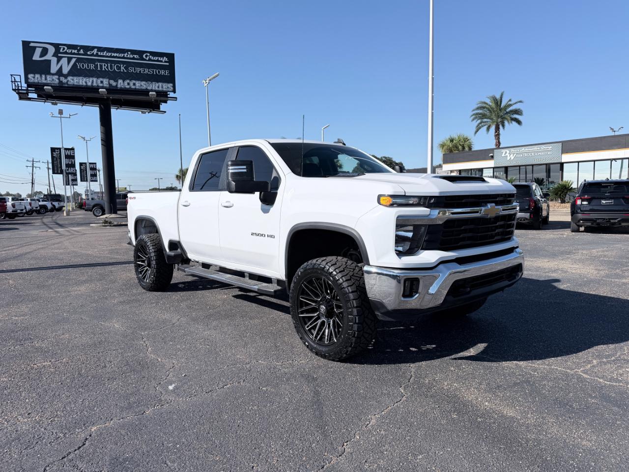 Chevrolet Silverado 2500HD 4WD Crew Cab 159" LT 2025