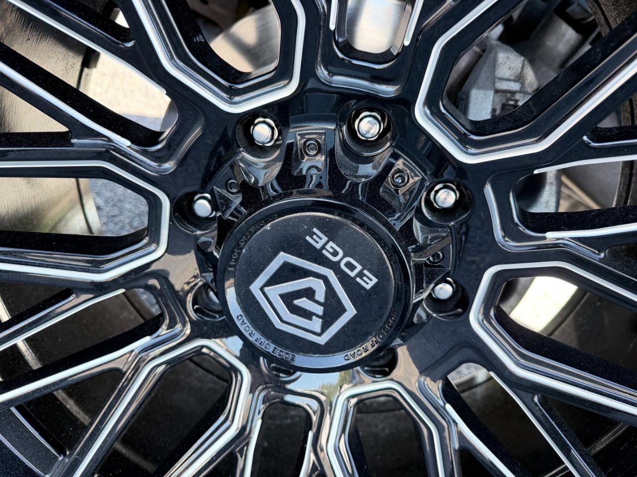 Chevrolet Silverado 2500HD 4WD Crew Cab 159" LT 2025