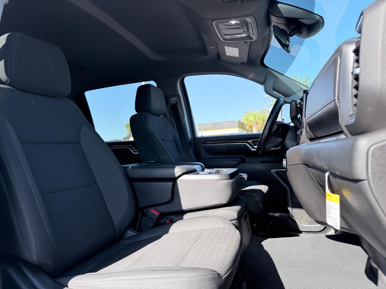 Chevrolet Silverado 2500HD 4WD Crew Cab 159" LT 2025