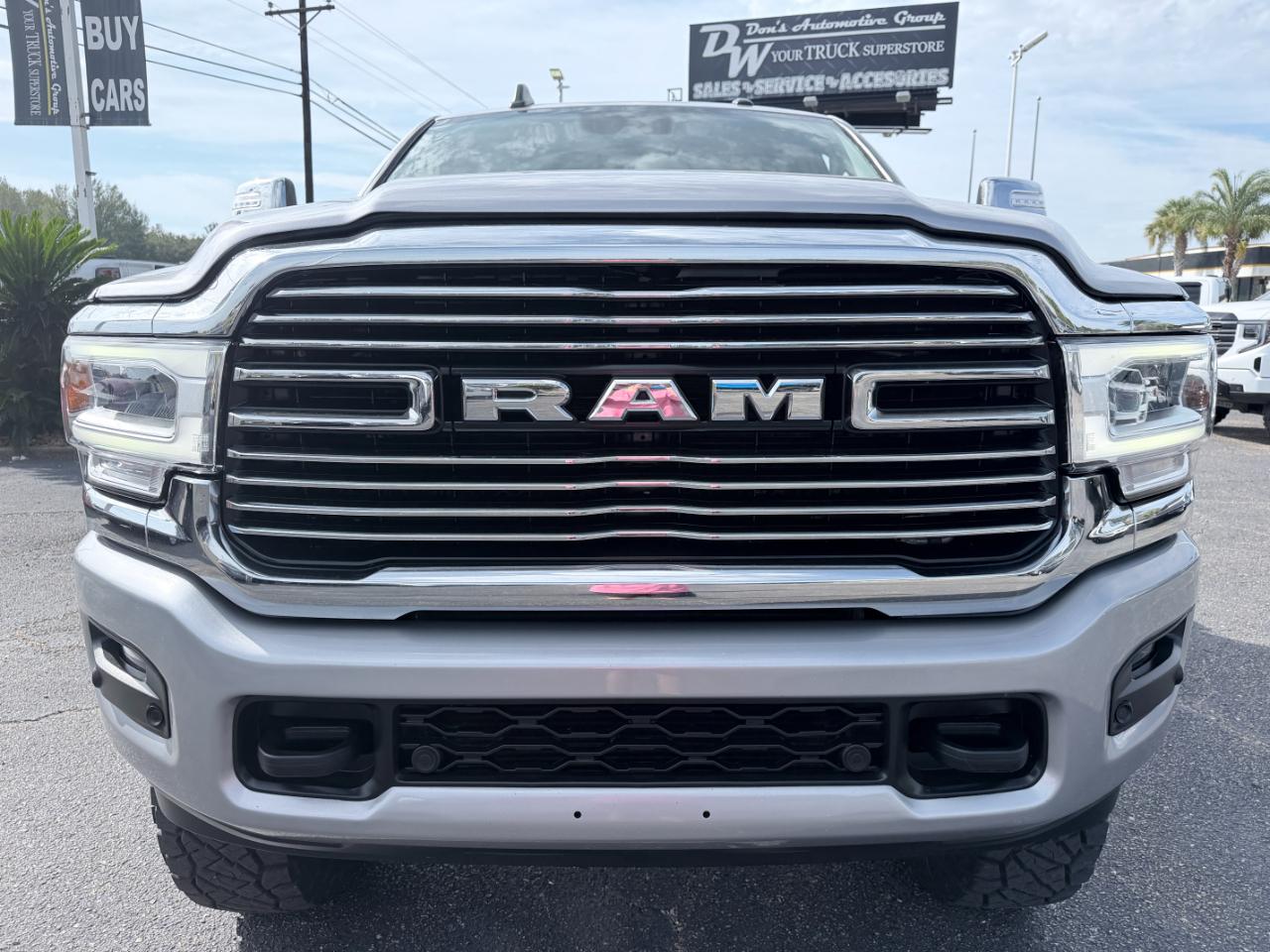 RAM 2500 Laramie 4x4 Crew Cab 6'4" Box 2024