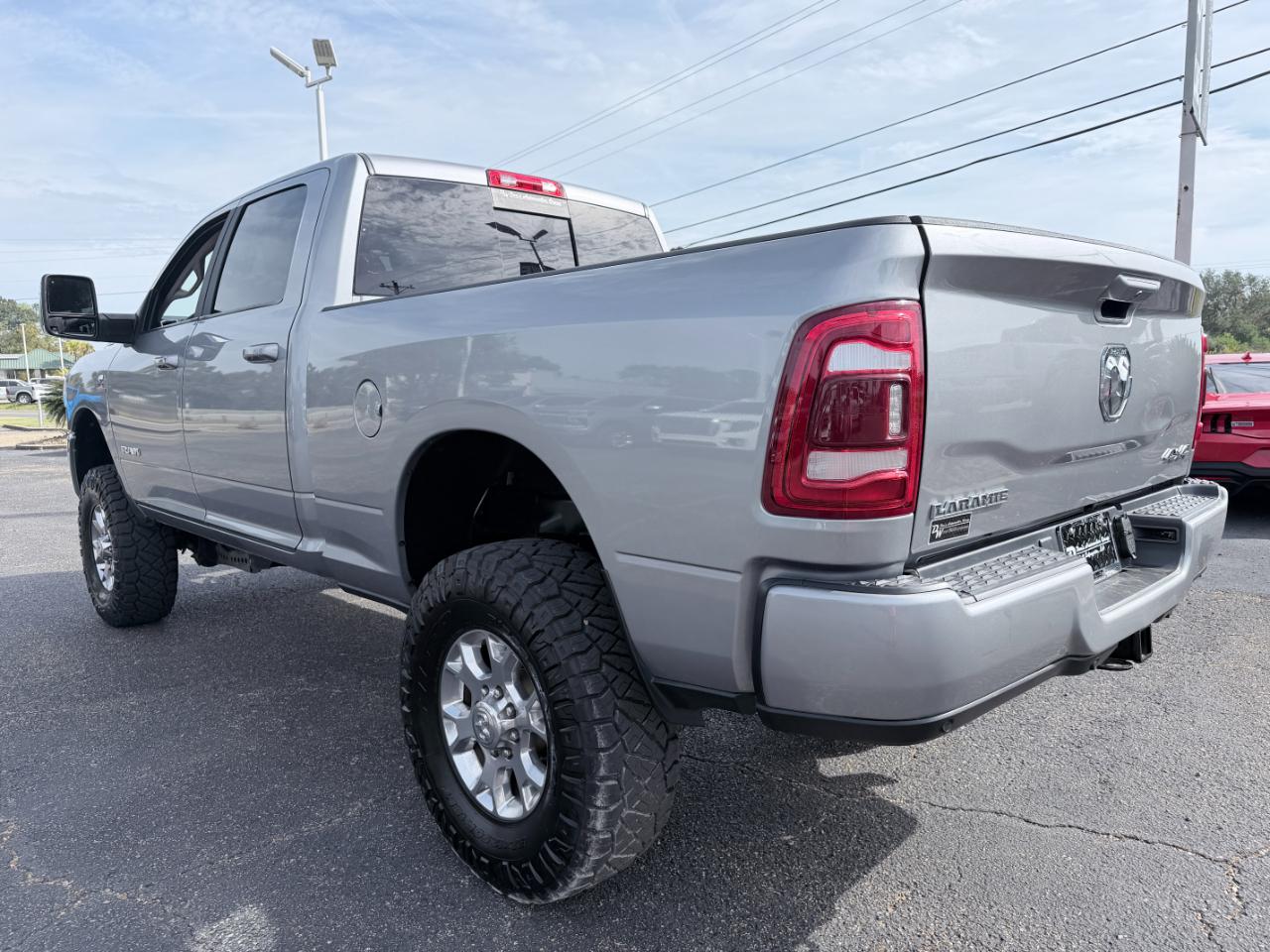 RAM 2500 Laramie 4x4 Crew Cab 6'4" Box 2024