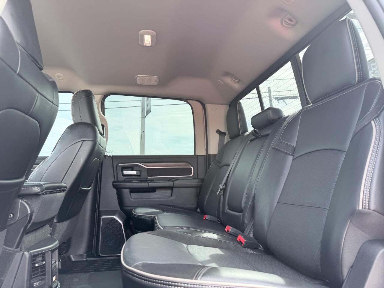 RAM 2500 Laramie 4x4 Crew Cab 6'4" Box 2024