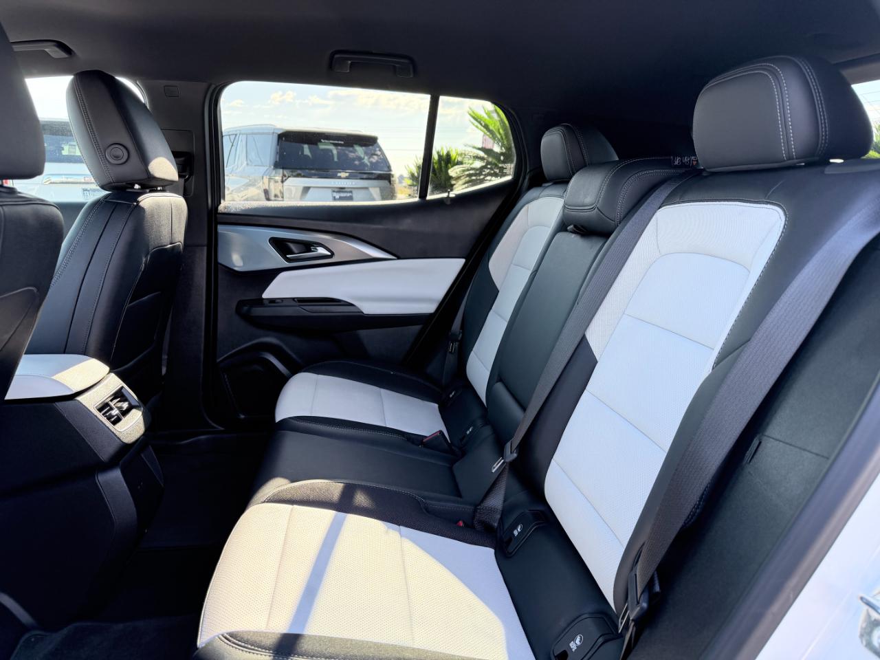 Chevrolet Equinox EV 4dr LT2 w/PDE 2026