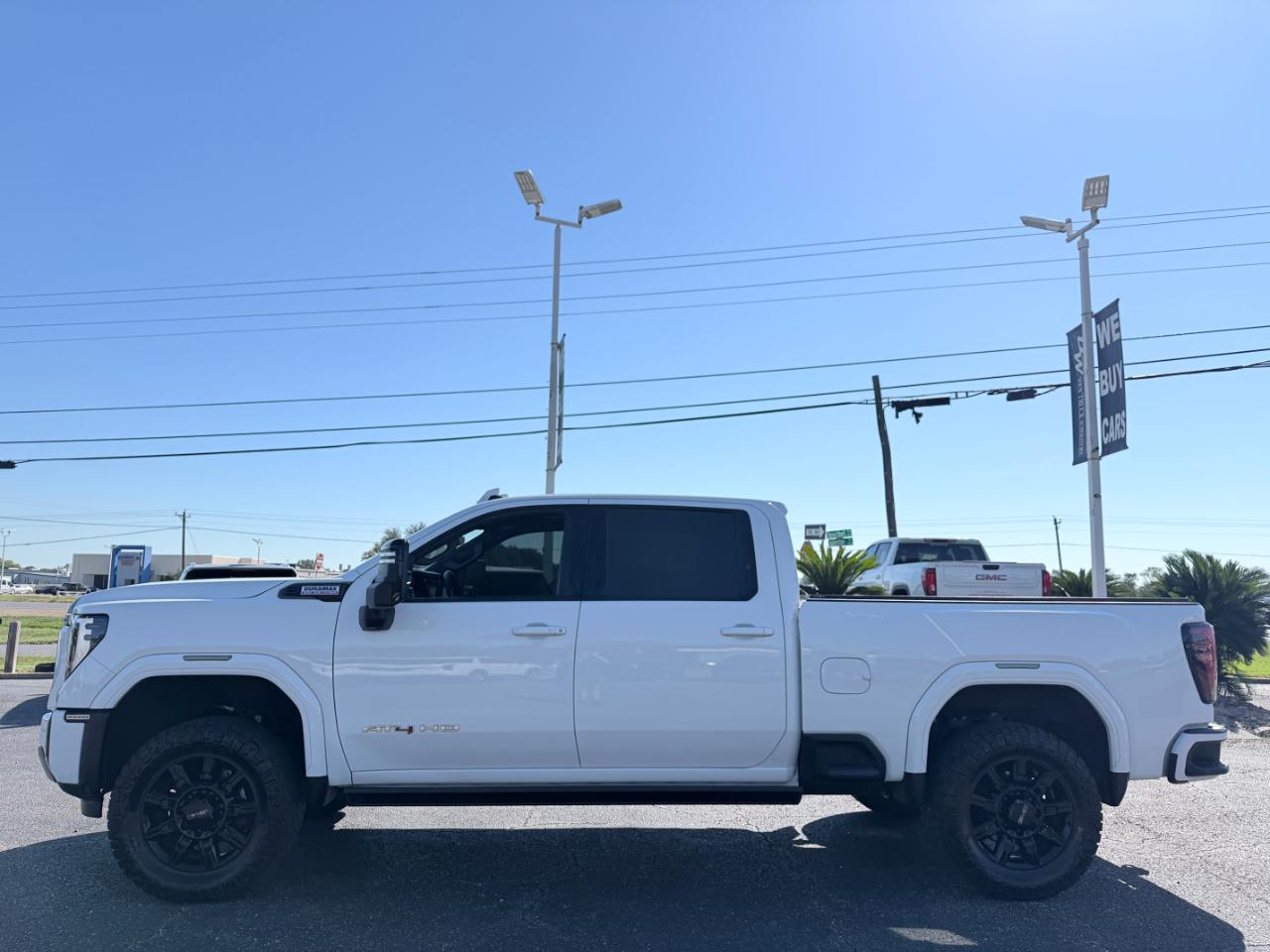 GMC Sierra 2500HD 4WD Crew Cab 159" AT4 2024