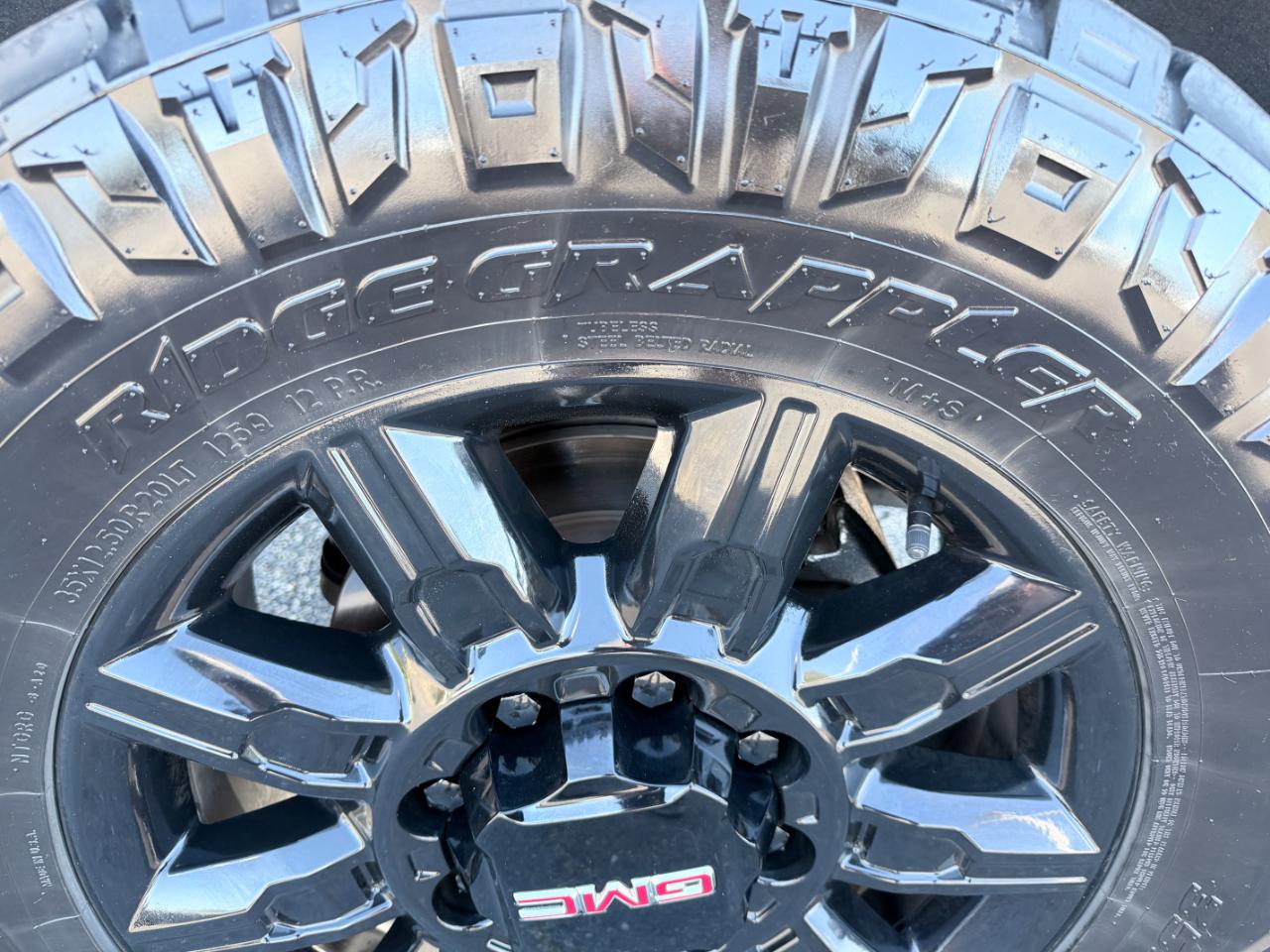 GMC Sierra 2500HD 4WD Crew Cab 159" AT4 2024
