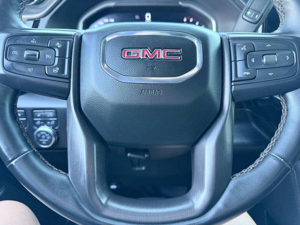 GMC Sierra 2500HD 4WD Crew Cab 159" AT4 2024