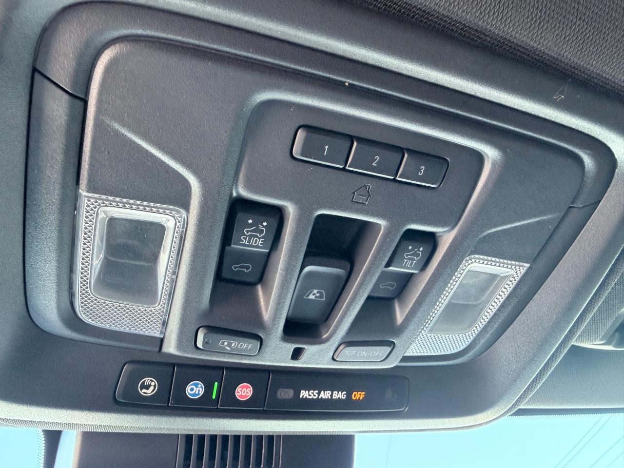 GMC Sierra 2500HD 4WD Crew Cab 159" AT4 2024
