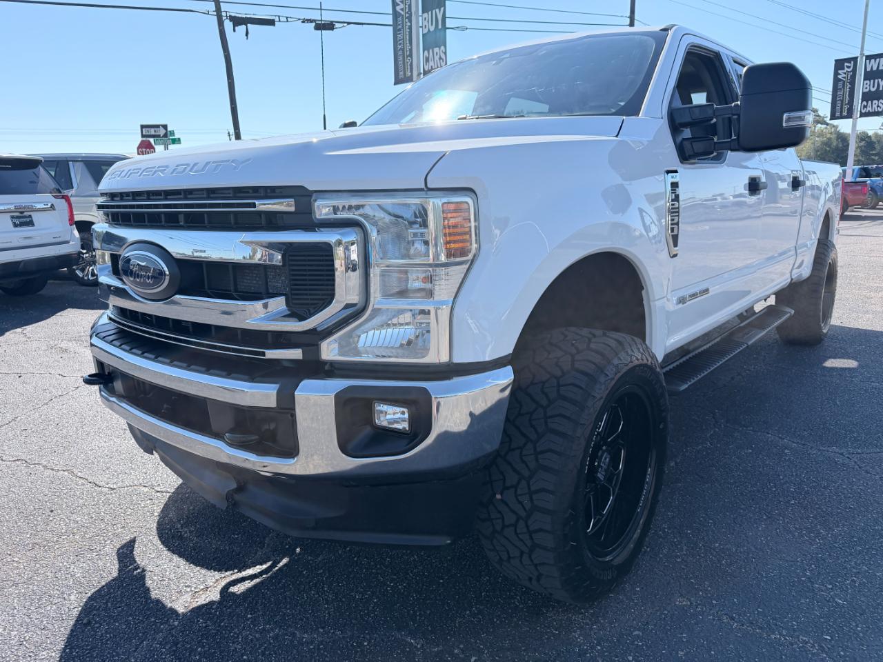 Ford Super Duty F-250 SRW XLT 4WD Crew Cab 8' Box 2022