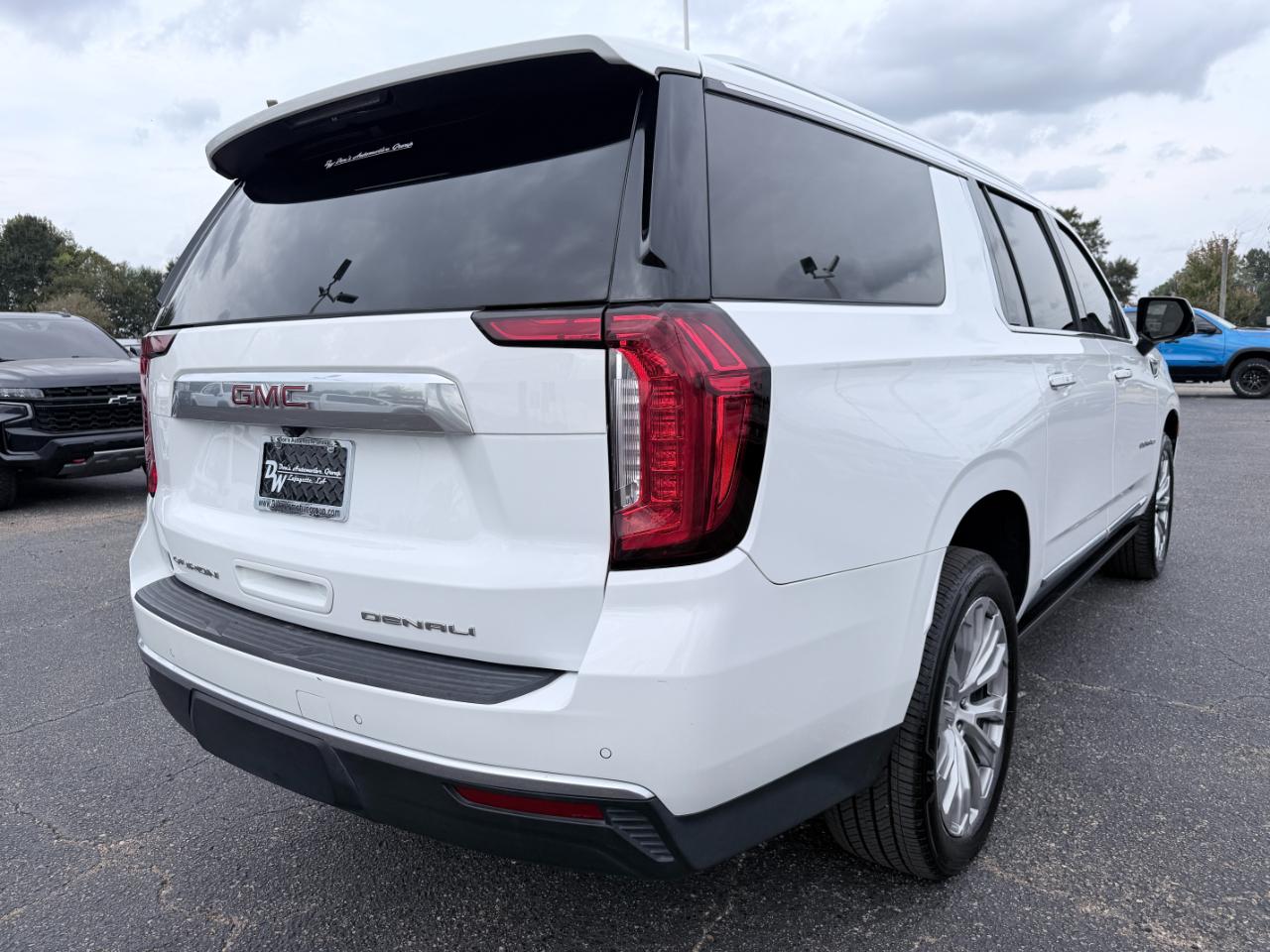 GMC Yukon XL 2WD 4dr Denali 2022