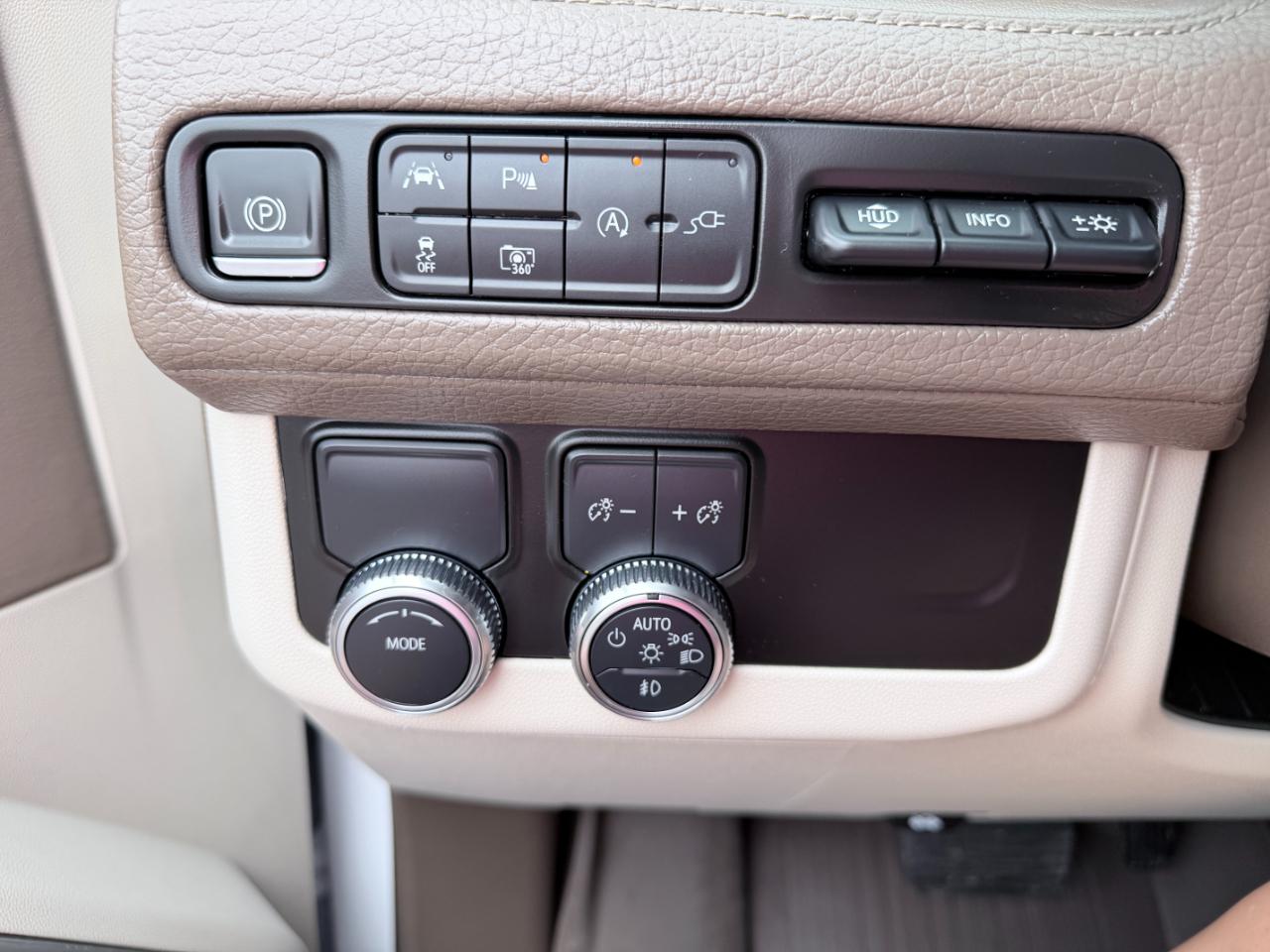 GMC Yukon XL 2WD 4dr Denali 2022