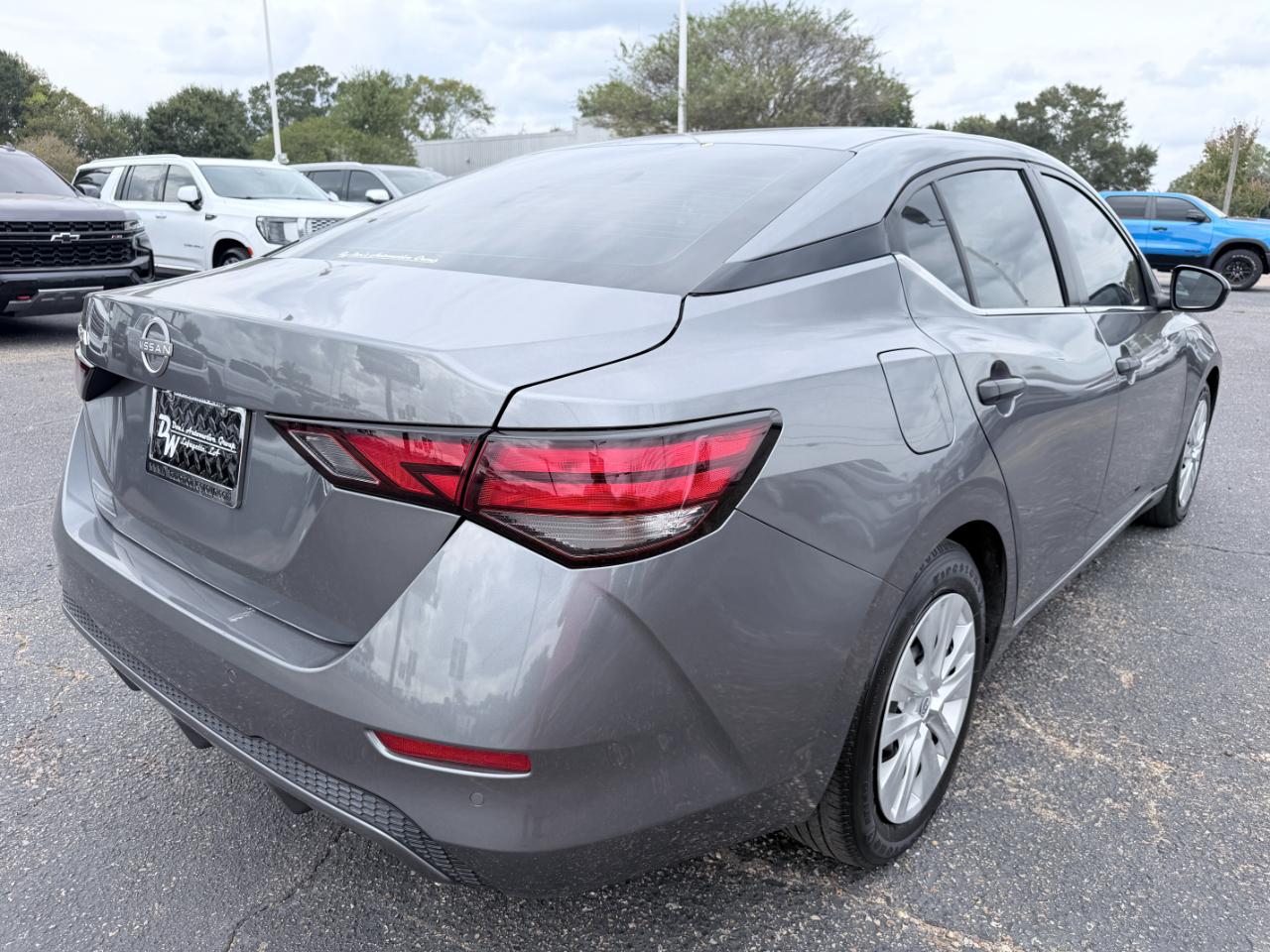 Nissan Sentra S CVT 2024