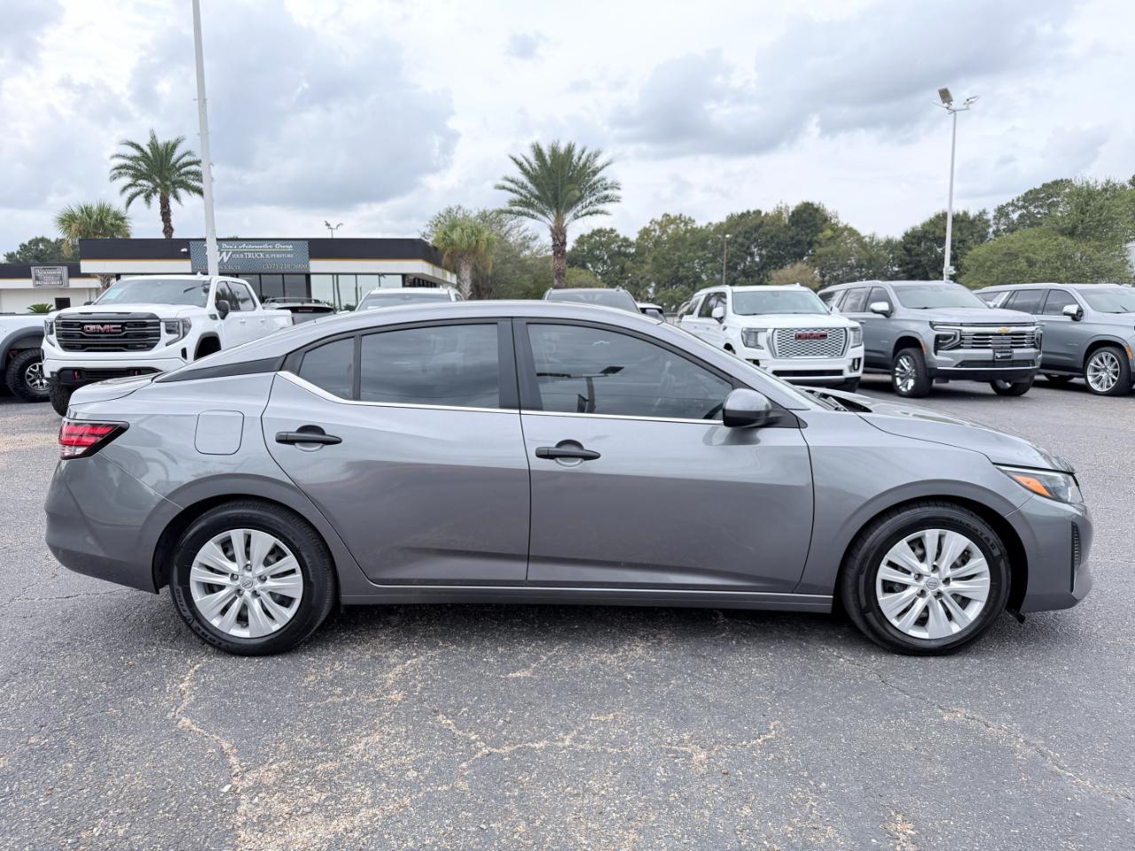 Nissan Sentra S CVT 2024