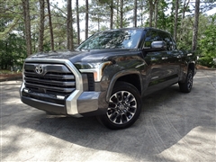 2023 Toyota Tundra 4WD 