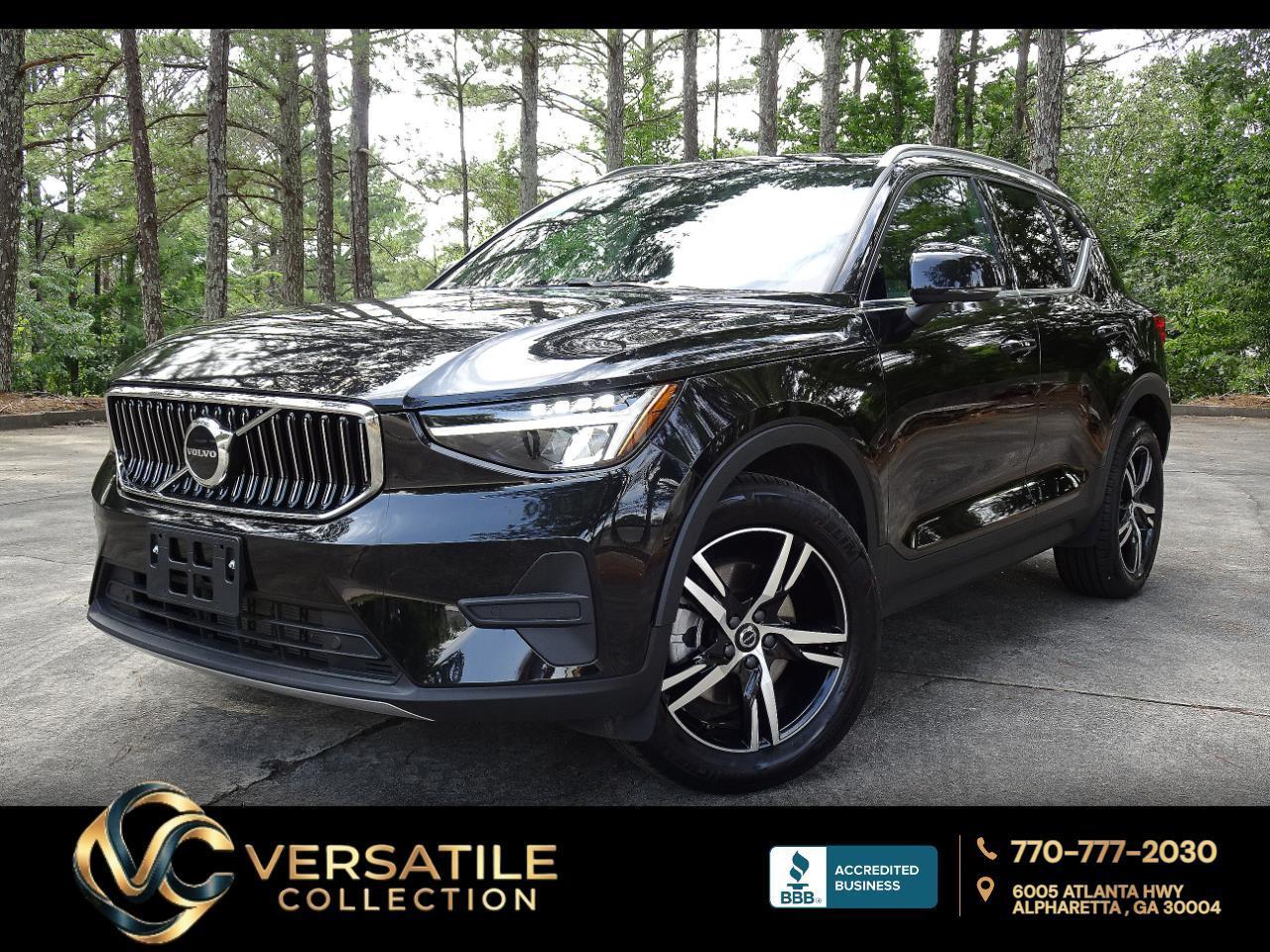 2025 Volvo XC40 B5 AWD Core Bright Theme Panoramic LED HID XM BT