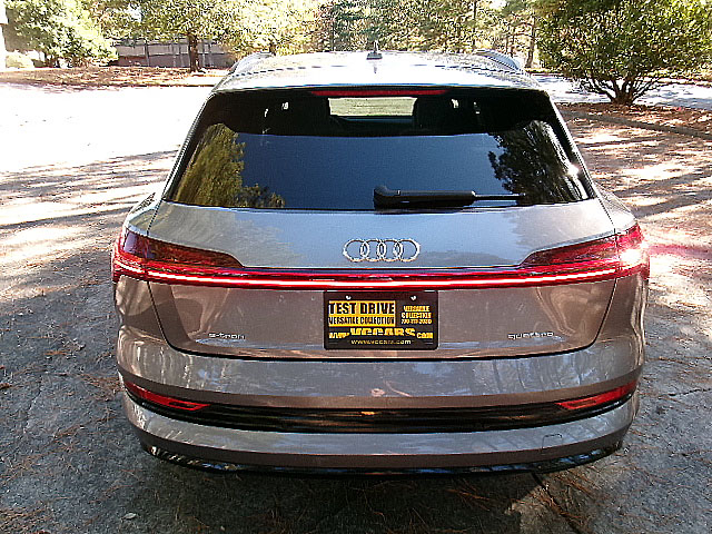 Audi E-Tron  2022 Audi E-Tron  2022