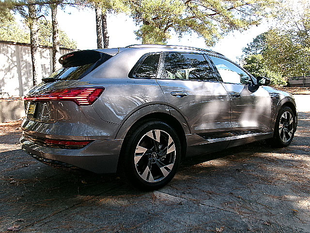 Audi E-Tron  2022 Audi E-Tron  2022